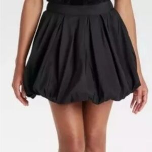 NWOT- Black High-Waisted Mini Bubble Skirt | Voluminous Pleated Puffy